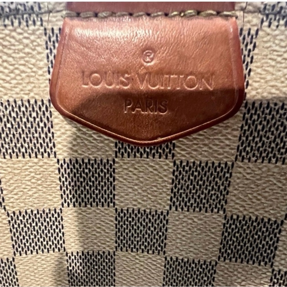 Designer-Inspired Checkered Tote Bag in Beige and Brown - Picture 4 of 16